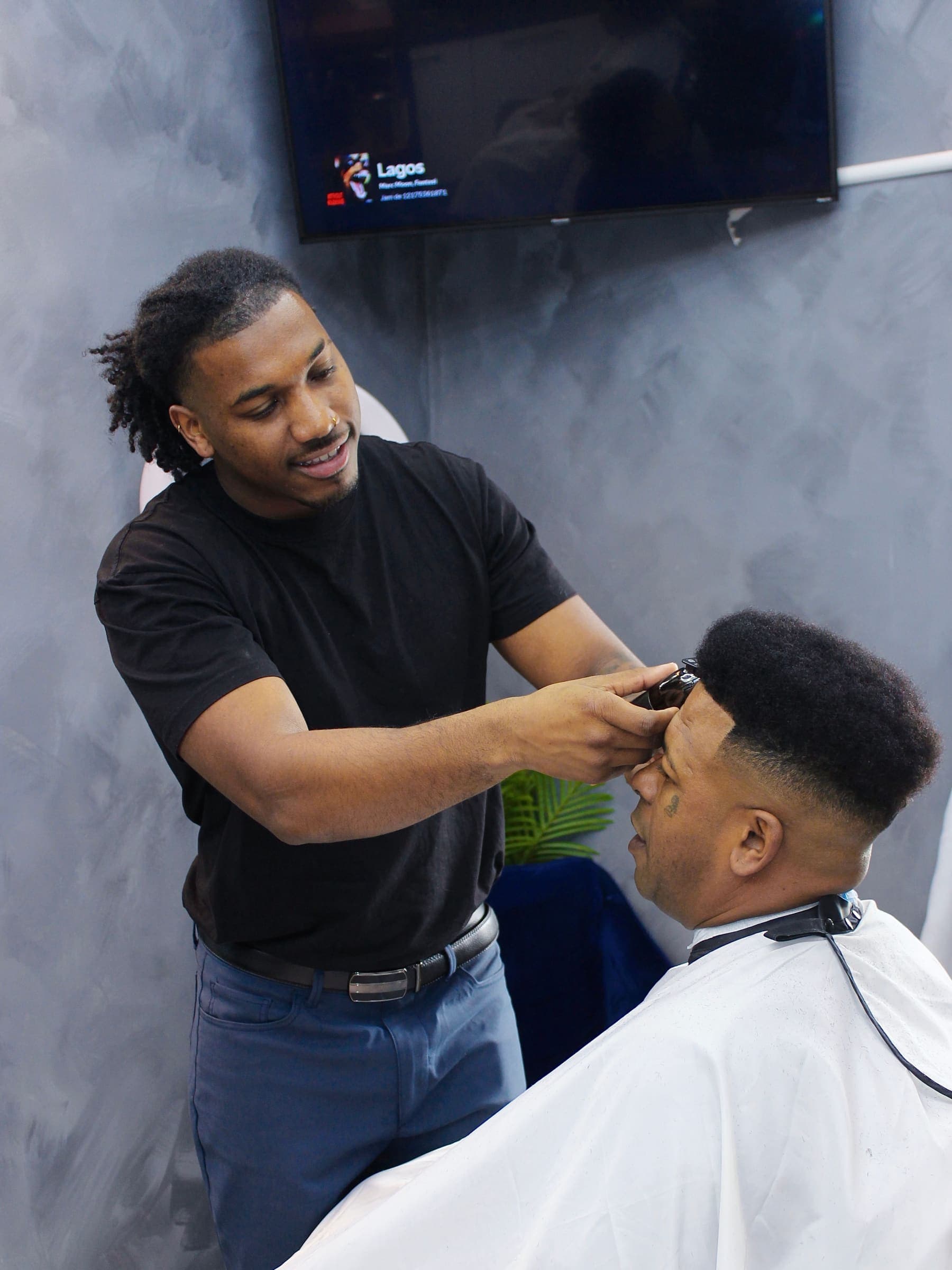 Emilio en pleine coupe